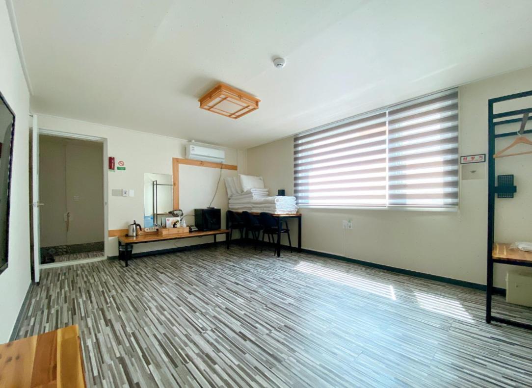 Stay Pohang Hotel Exterior photo