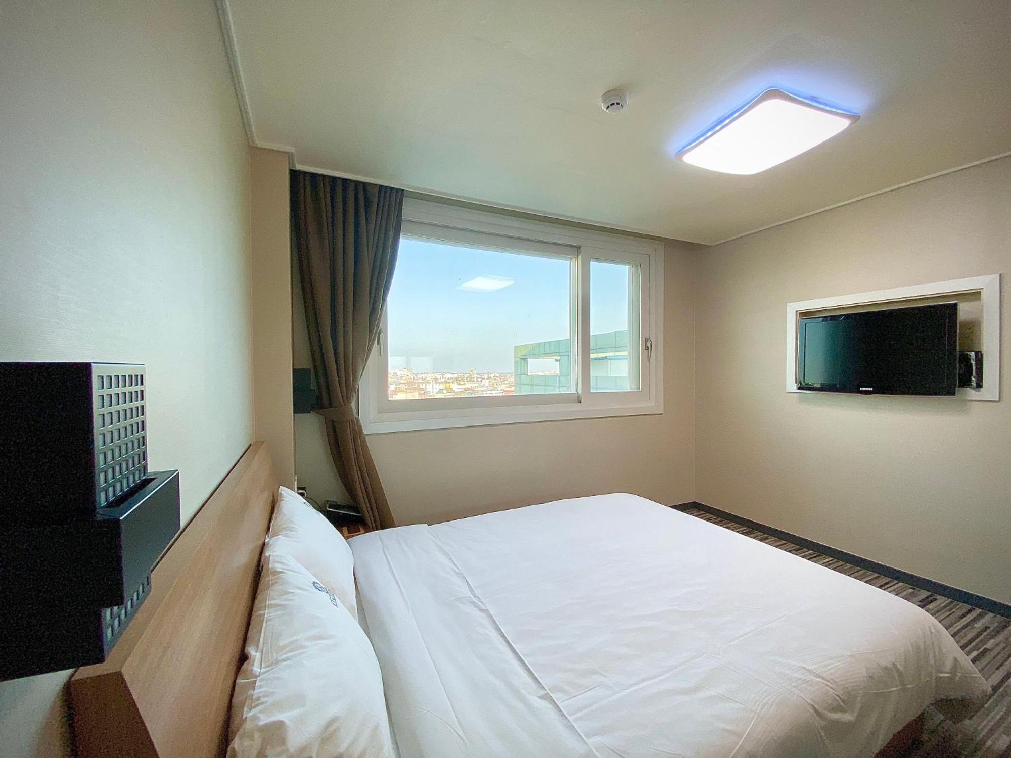 Stay Pohang Hotel Exterior photo
