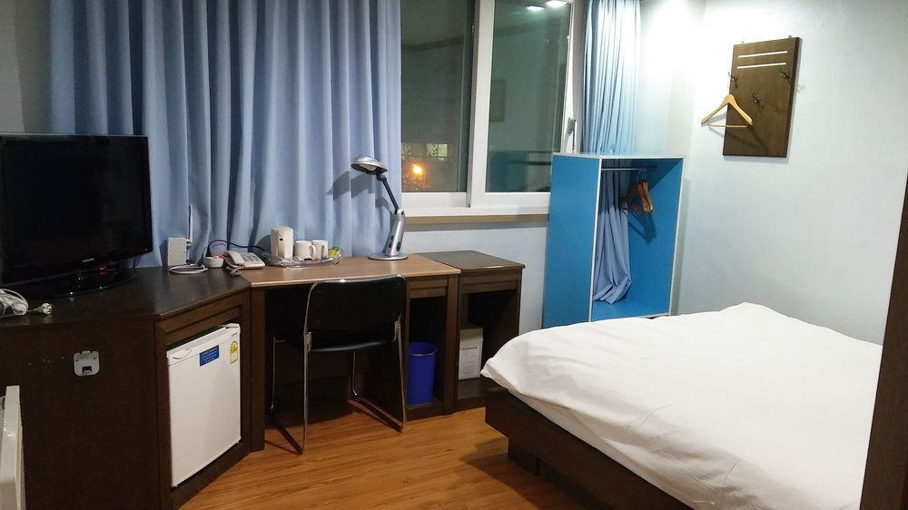 Stay Pohang Hotel Exterior photo